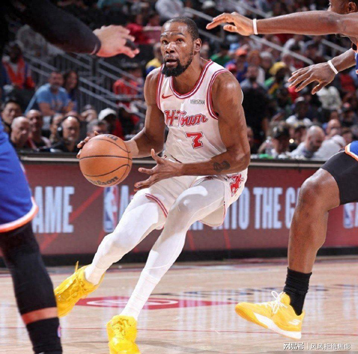 火箭大胜尼克斯东部排名争夺白热化 骑士陷入两