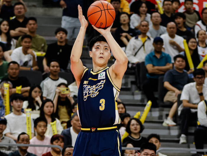 广东男篮客场惨败山东 双星低迷成输球主因