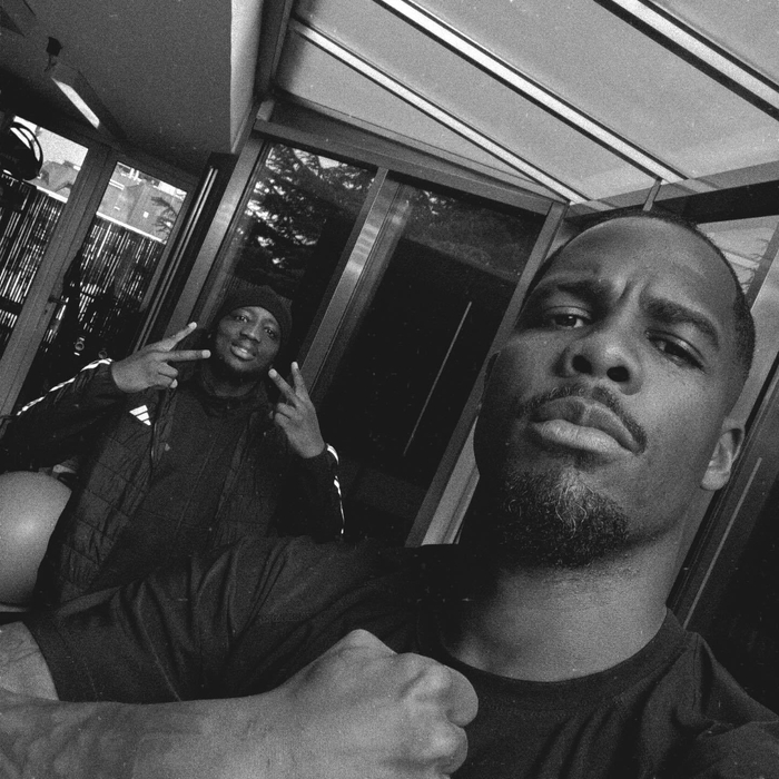 米兰门神迈尼昂：球场外的哲学思考与职业信仰