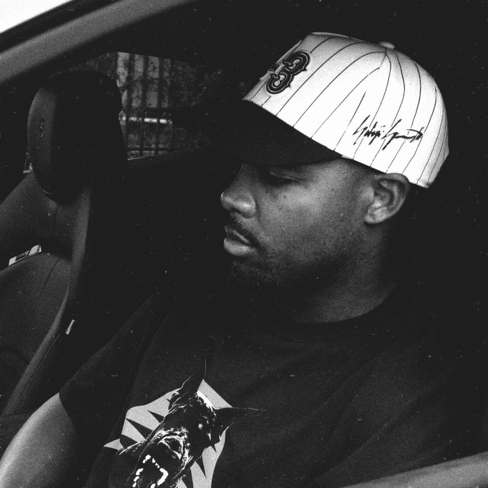 米兰门神迈尼昂：球场外的哲学思考与职业信仰